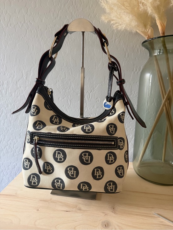 Dooney & Bourke Handbags - Dooney & Bourke vintage Y2K monogram canvas hobo shoulder bag